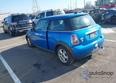 2012 Mini Cooper из США, поврежденный, VIN WMWSU3C55CT257435